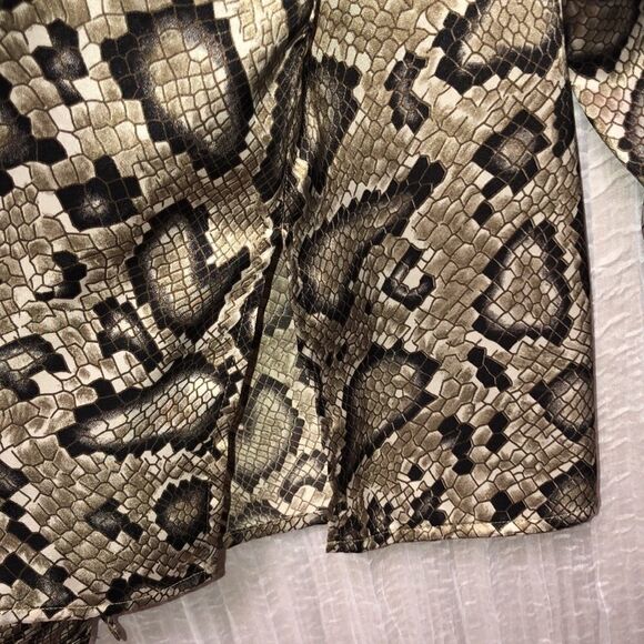 Vintage XL Christie & Jill Snake Skin Long Sleeve Blouse - Picture 8 of 16